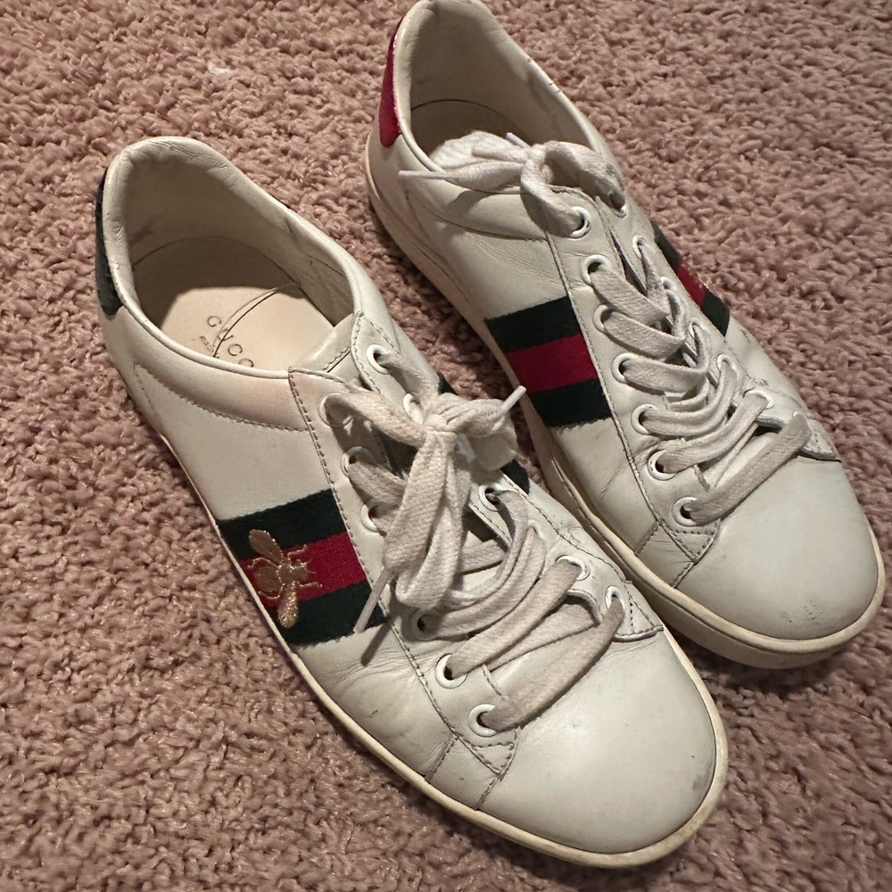 gucci ace bee women’s sneakers